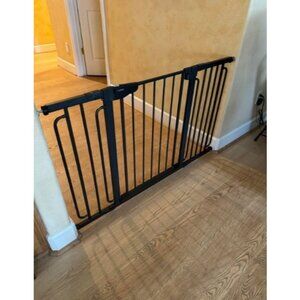 29.7-46" Baby Gate for Stairs, Mom's Choice Awards Winner-Auto Close Gate